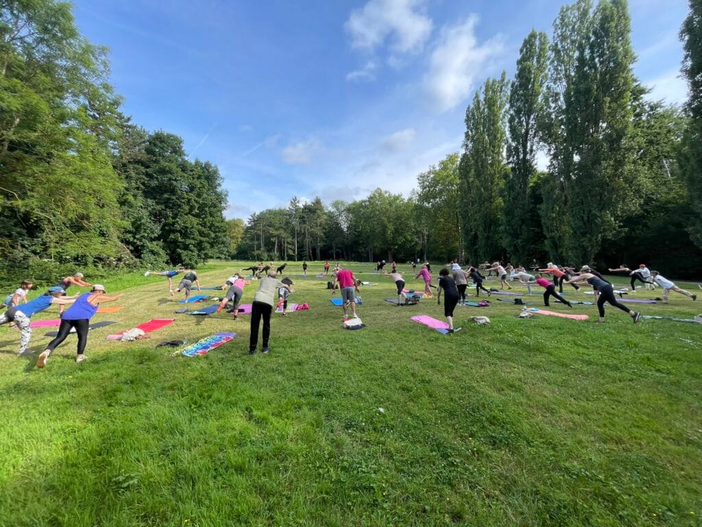 personne qui font du sport dans la nature