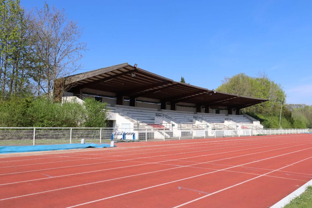 stade léo lagrange yerres